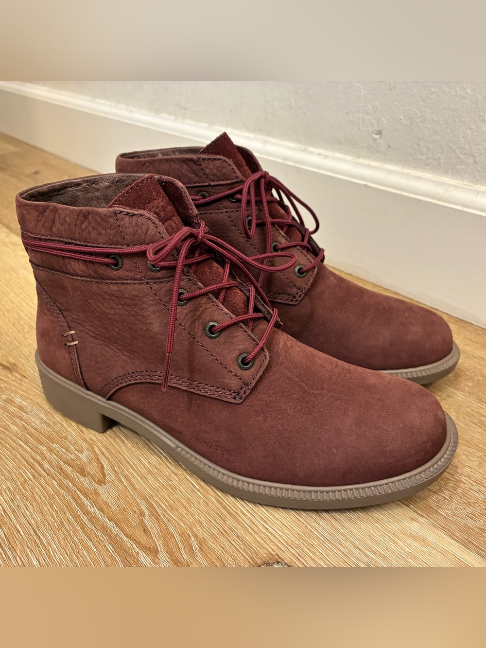 Kodiak Women's Original Wrap Waterproof Boots Maroon Burgundy Size US 8 EU 38.5